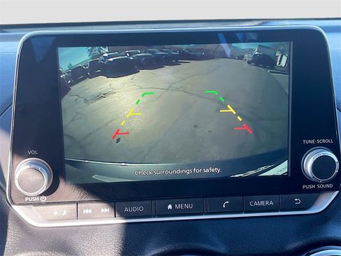 Used 2023 Nissan Sentra SV image 13