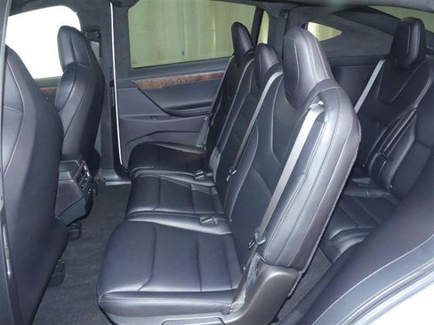Used 2018 Tesla Model X 75D AWD/4WD image 24