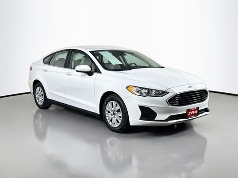 Used 2020 Ford Fusion S FWD image 7