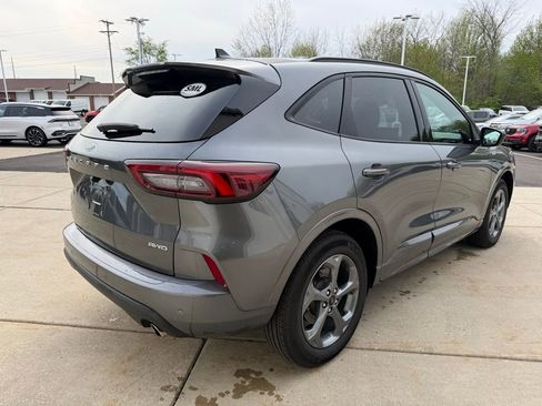 Used 2023 Ford Escape ST-Line w/ Tech Pack #1 AWD/4WD image 5
