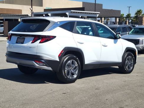 New 2026 Hyundai Tucson Blue SE AWD/4WD image 4