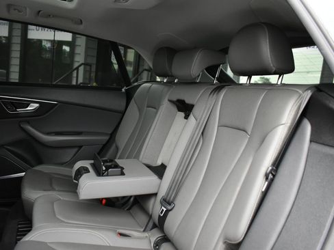 Used 2020 Audi Q8 Prestige w/ Prestige Package AWD/4WD image 24