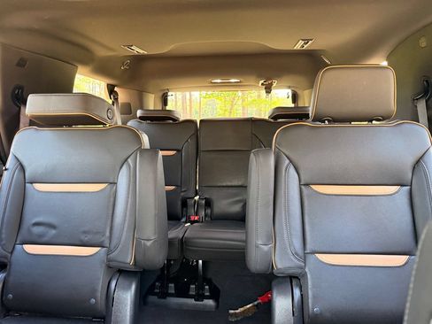 Used 2023 GMC Yukon AT4 AWD/4WD image 31