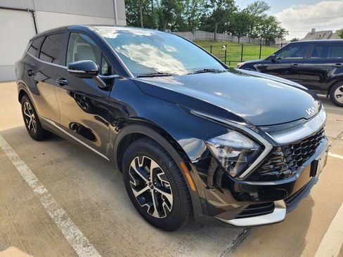Certified 2023 Kia Sportage EX FWD image 1