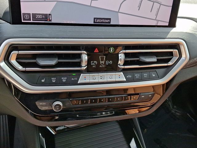 Used 2023 BMW X3 xDrive30i w/ Premium Package AWD/4WD image 16