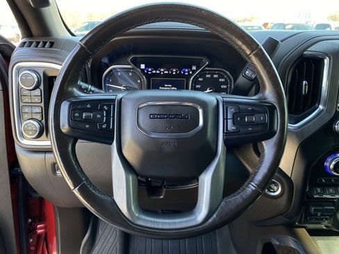 Used 2021 GMC Sierra 2500 Denali w/ Denali Ultimate Package image 13