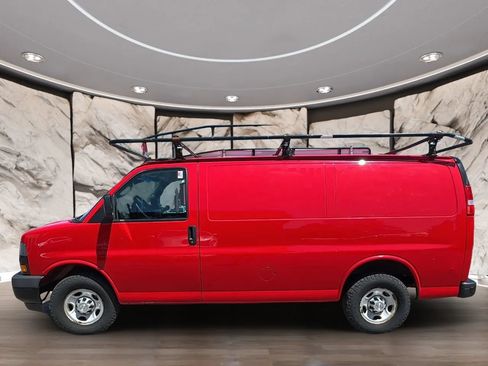 Used 2019 Chevrolet Express 2500 w/ Driver Convenience Package RWD image 14