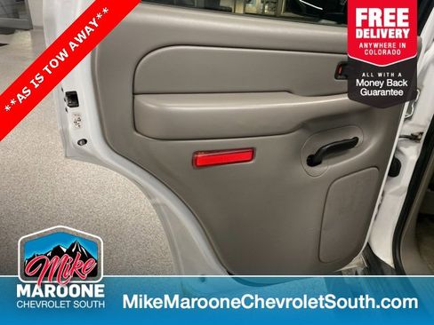 Used 2004 Chevrolet Tahoe Z71 w/ Z71 Preferred Equipment Group image 22