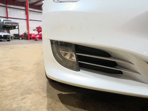 Used 2019 Tesla Model S 100D AWD/4WD image 30