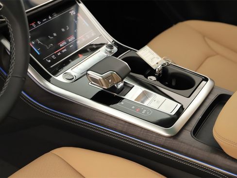 New 2026 Audi Q7 2.0T Premium image 17
