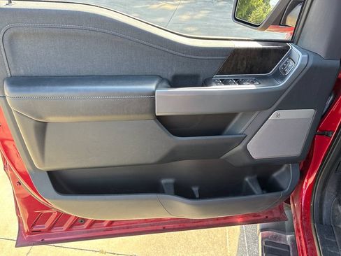 Used 2021 Ford F150 Lariat w/ Equipment Group 502A High AWD/4WD image 15