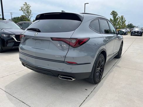 Used 2025 Acura MDX A-Spec AWD/4WD image 9