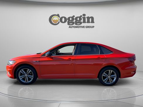 Used 2019 Volkswagen Jetta R-Line image 3