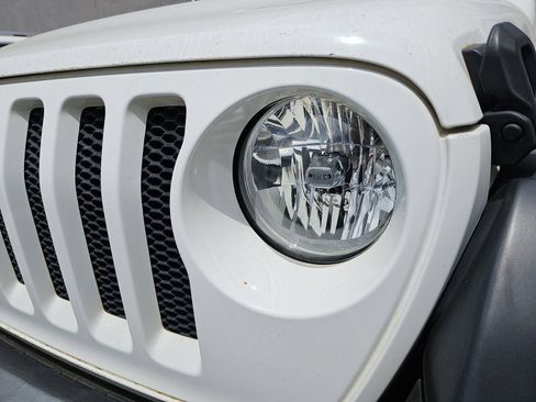 Used 2023 Jeep Wrangler Unlimited Sport AWD/4WD image 11