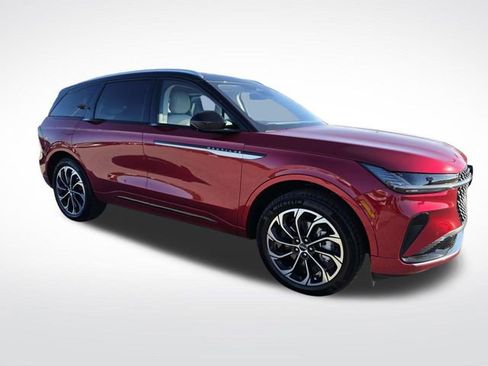 New 2026 Lincoln Nautilus Reserve image 1