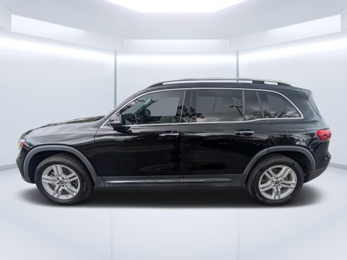 Used 2020 Mercedes-Benz GLB 250 image 6