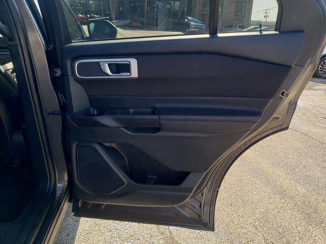 Used 2020 Ford Explorer XLT w/ Comfort Package AWD/4WD image 20