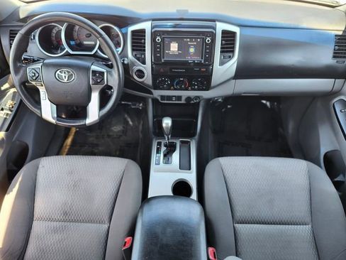 Used 2015 Toyota Tacoma 4x4 Access Cab w/ SR5 Package image 12
