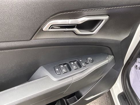 Used 2023 Kia Sportage LX image 28
