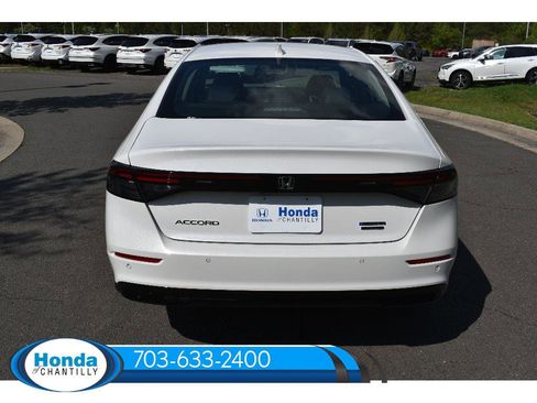New 2026 Honda Accord Hybrid Touring image 6
