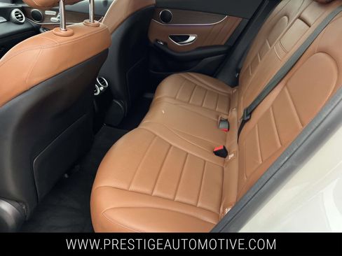 Used 2022 Mercedes-Benz GLC 300 4MATIC image 15