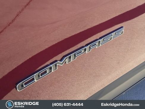 Used 2022 Jeep Compass Limited image 12