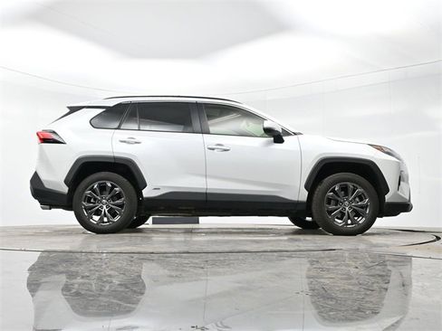 Used 2023 Toyota RAV4 XLE Premium image 34