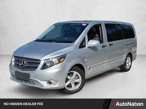 Used 2018 Mercedes-Benz Metris Passenger image 1