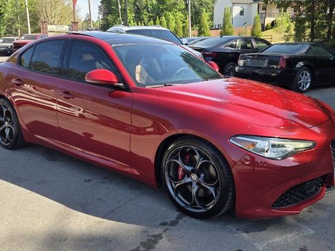 Used 2018 Alfa Romeo Giulia Ti Sport w/ Quick Order Package 22U Sport image 4
