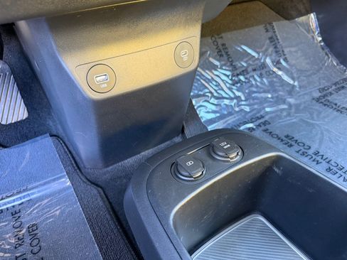 Used 2024 Kia EV6 Light AWD/4WD image 28