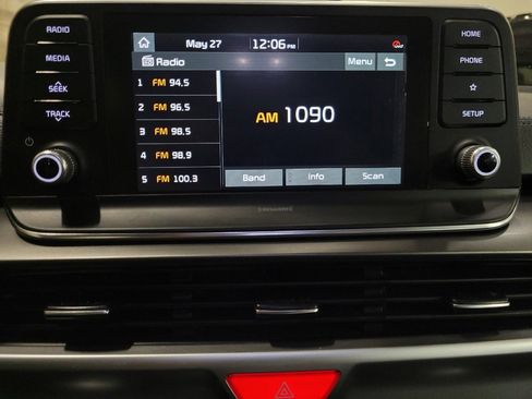 Used 2021 Kia Telluride LX AWD/4WD image 25