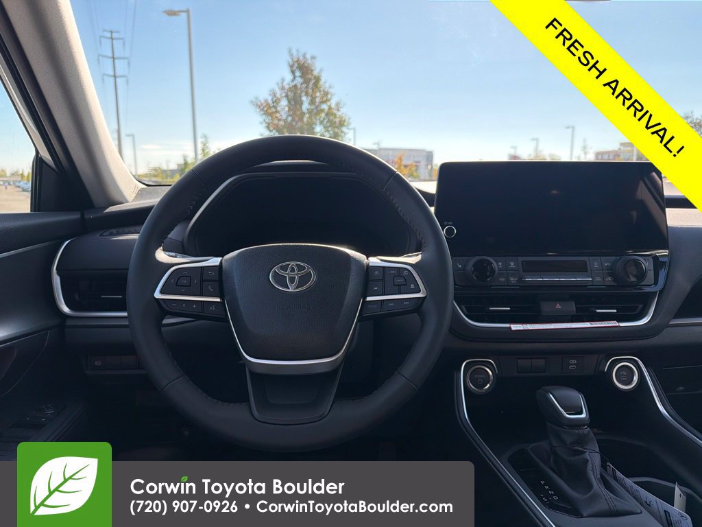 New 2026 Toyota Grand Highlander XLE FWD image 24