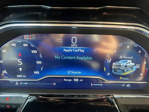 Used 2025 Chevrolet Silverado 2500 ZR2 w/ Technology Package image 7