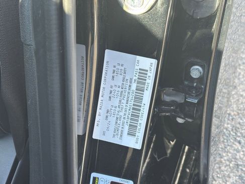 Used 2025 MAZDA MAZDA3 s image 25