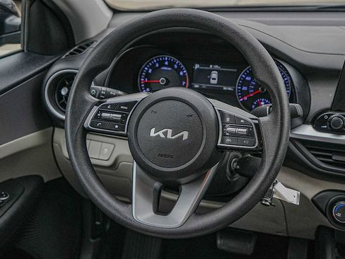 Certified 2023 Kia Forte LXS image 25