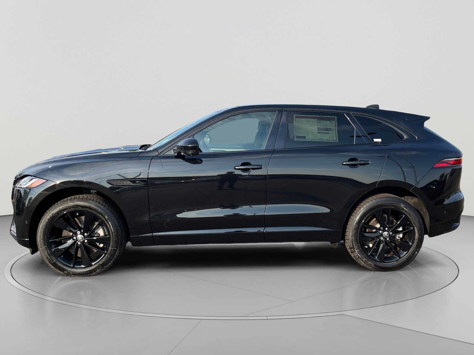 New 2026 Jaguar F-PACE R-Dynamic S AWD/4WD image 2