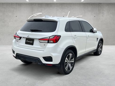 Used 2021 Mitsubishi Outlander Sport SE image 16