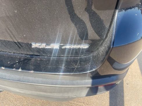 Used 2018 Toyota Highlander XLE image 5