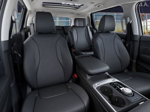 New 2026 Kia Carnival SX Prestige FWD image 16