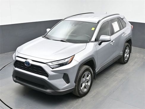 Used 2023 Toyota RAV4 XLE image 35