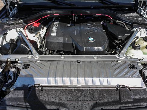 Certified 2025 BMW X3 xDrive30i w/ M Sport Package image 27