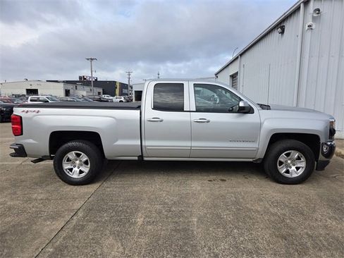 Used 2017 Chevrolet Silverado 1500 LT w/ All Star Edition image 2