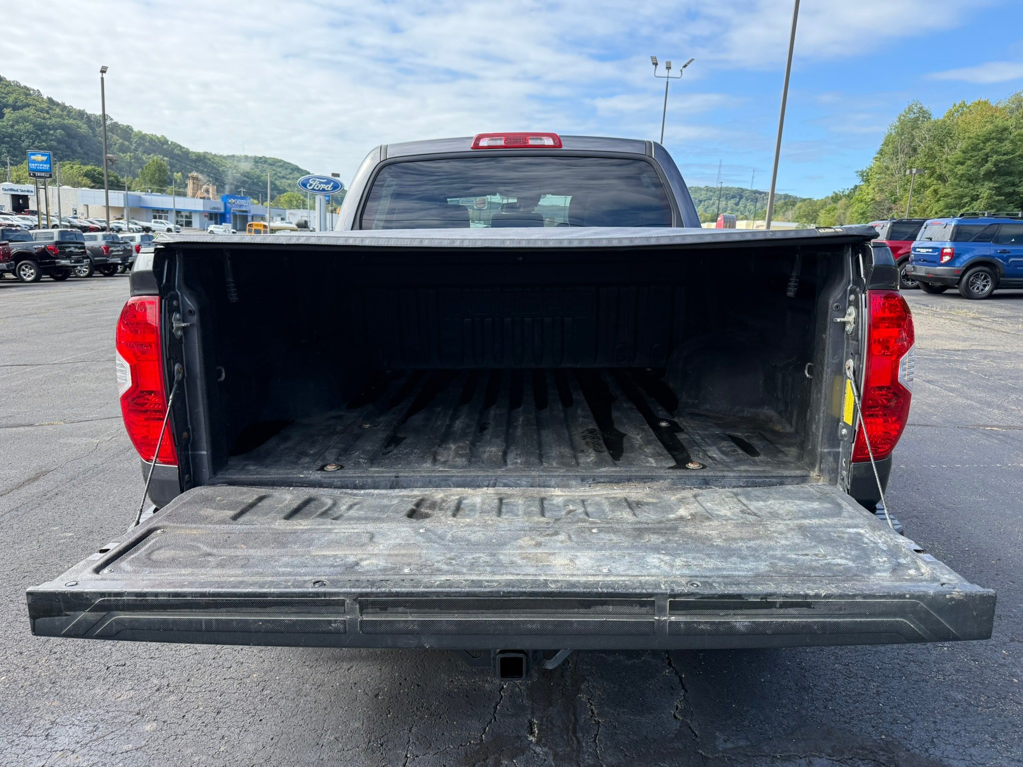 Used 2019 Toyota Tundra SR5 w/ TRD Off Road Package AWD/4WD image 5
