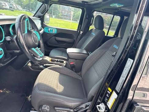 Used 2021 Jeep Wrangler Unlimited Sport AWD/4WD image 9