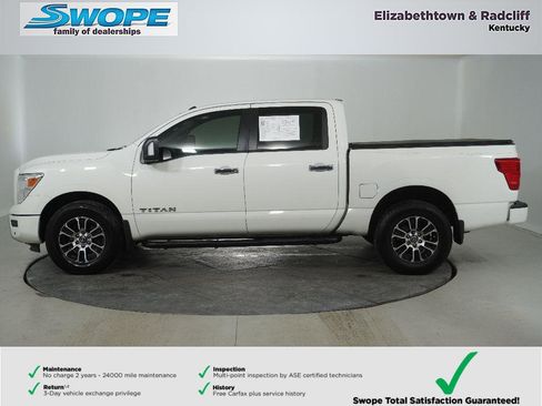 Used 2021 Nissan Titan SV w/ SV Convenience Package image 6