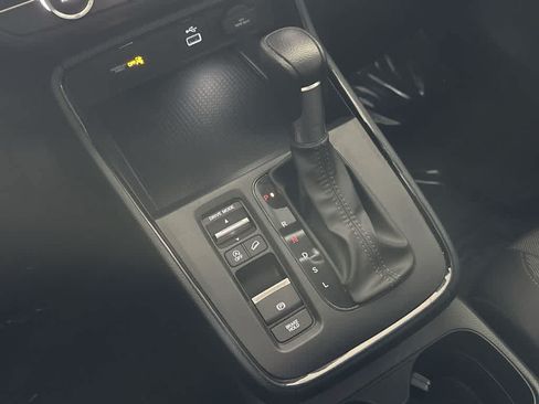 Used 2025 Honda CR-V LX image 20