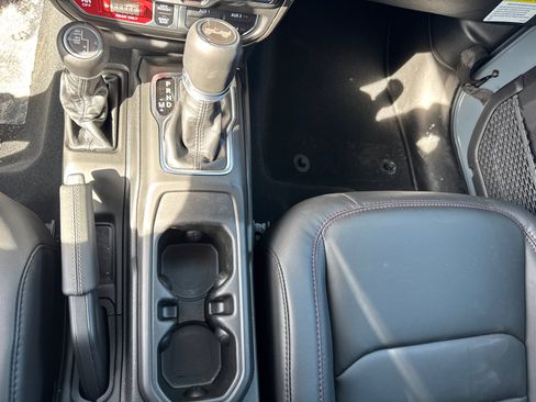 New 2026 Jeep Wrangler Unlimited Rubicon 392 image 14