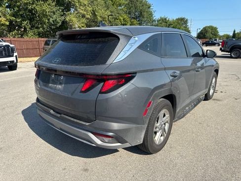 Used 2026 Hyundai Tucson SE FWD image 6