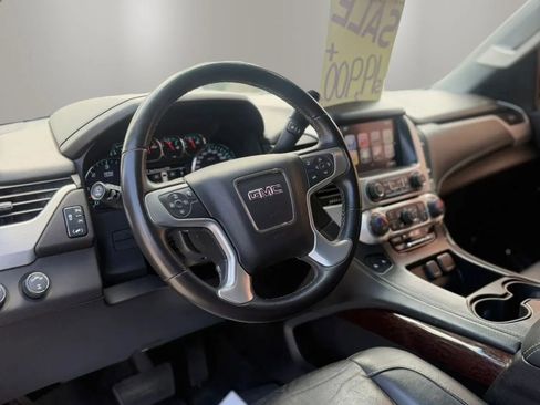 Used 2018 GMC Yukon SLT AWD/4WD image 15
