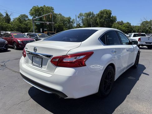Used 2016 Nissan Altima 2.5 S w/ Power Driver Seat Package FWD image 8
